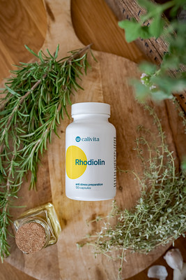 A kapszula fő hatóanyaga a Rhodiola rosea, amely egy adaptogén gyógynövény